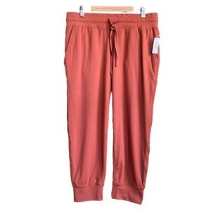 Amazon Women’s Coral Pink Lightweight Capri Crop Length Joggers